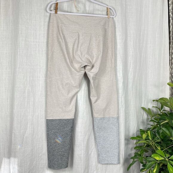 OUTDOOR Voices 7/8 Dip Dye Oatmeal/Tea Tree/Ash XL - Picture 10 of 15